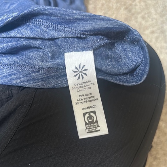 Athleta Blue Top - Picture 3 of 6